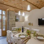 Casa Bel Tramonto Con Giardino Privato A Дом отдыха *